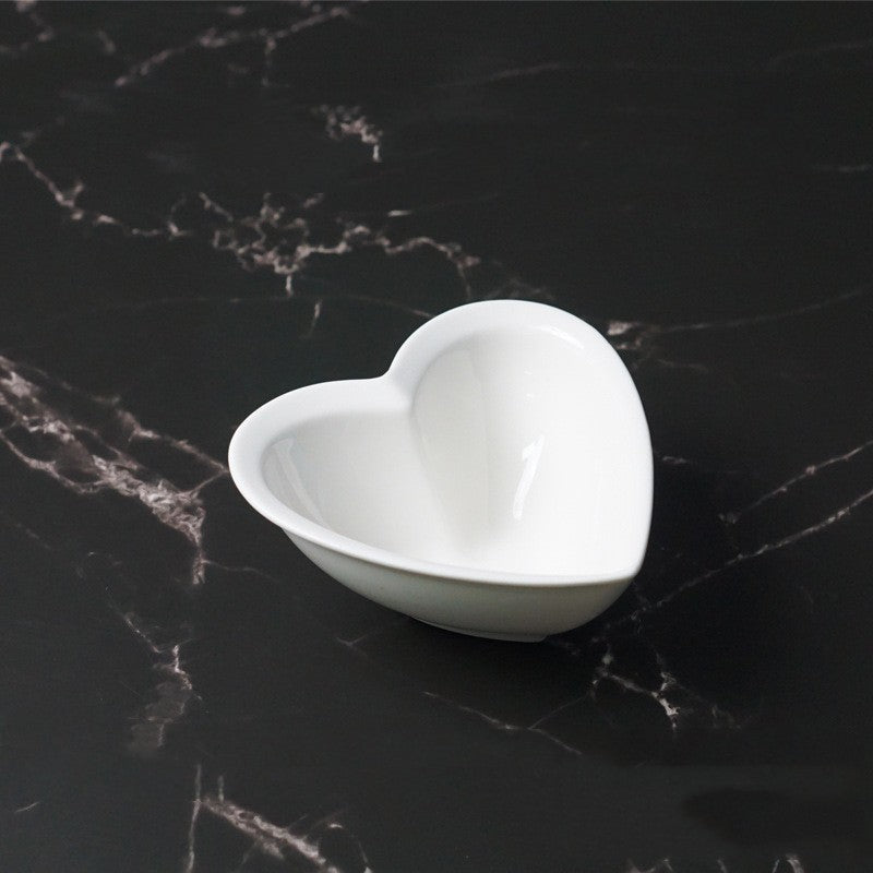 White Ceramic Heart-shaped Plate Household Ceramics